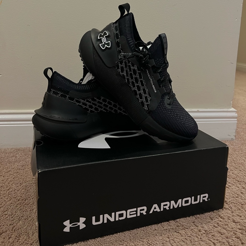 Under Armour Hovr Phantom 3 SE Reflect Black Sneakers